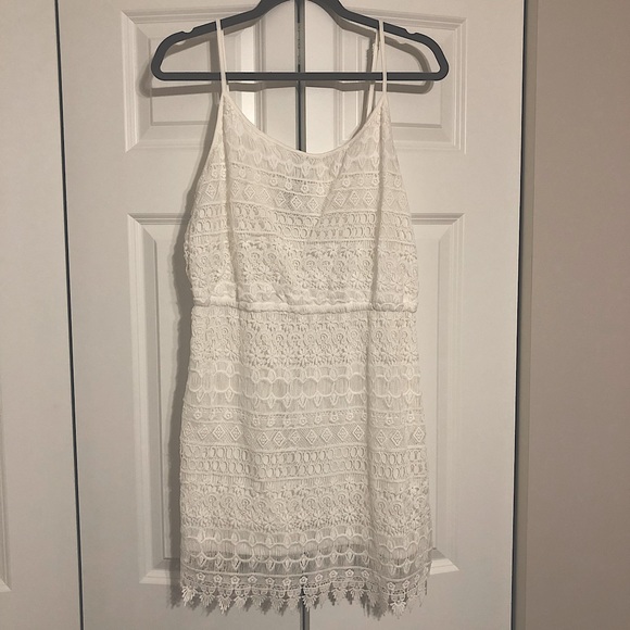 H&M Dresses & Skirts - White Short Lace Dress, Large, H&M